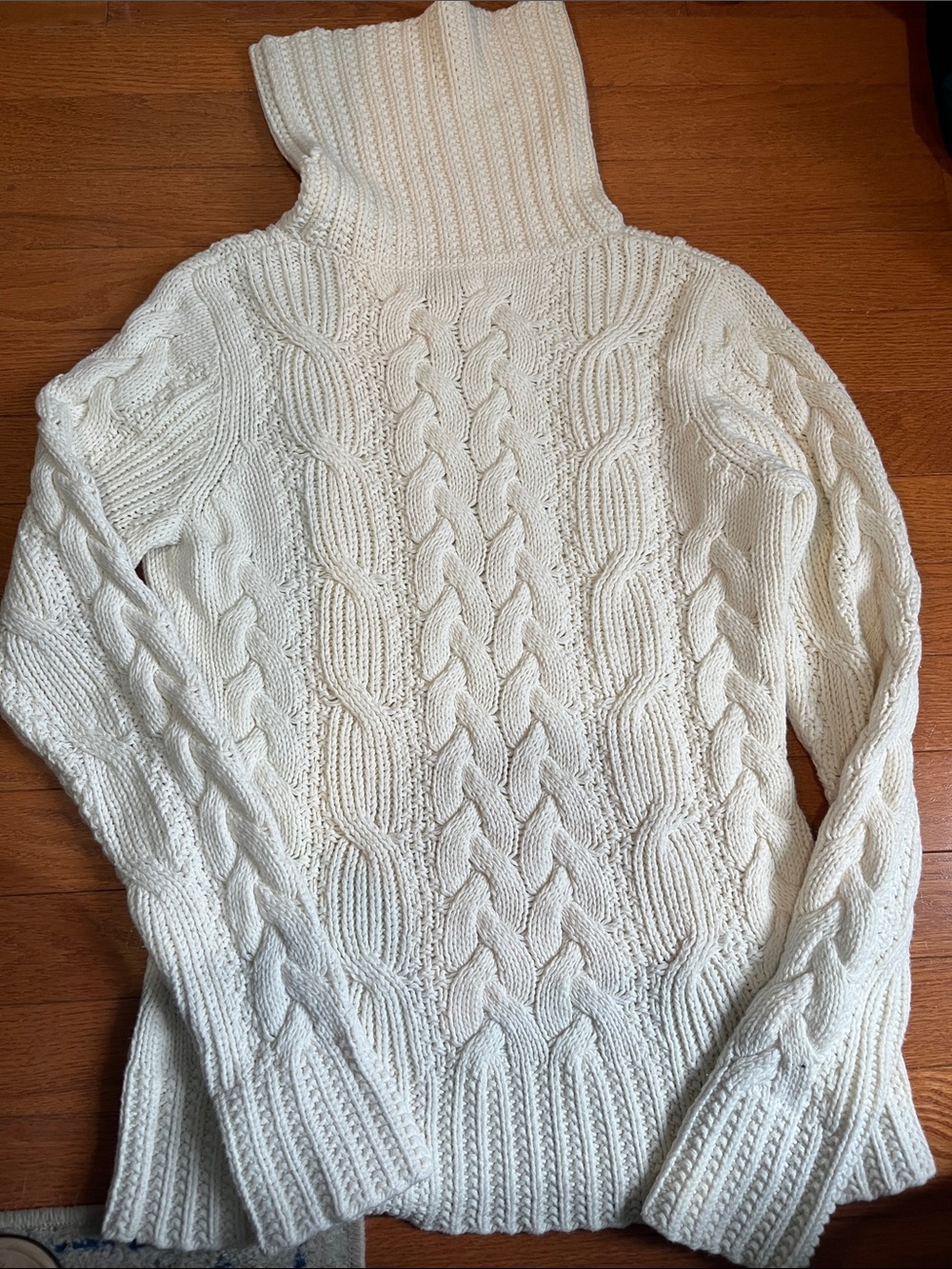 Banana Republic Ivory Cable Turtleneck Sweater